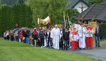 Dziękując za dar Eucharystii 